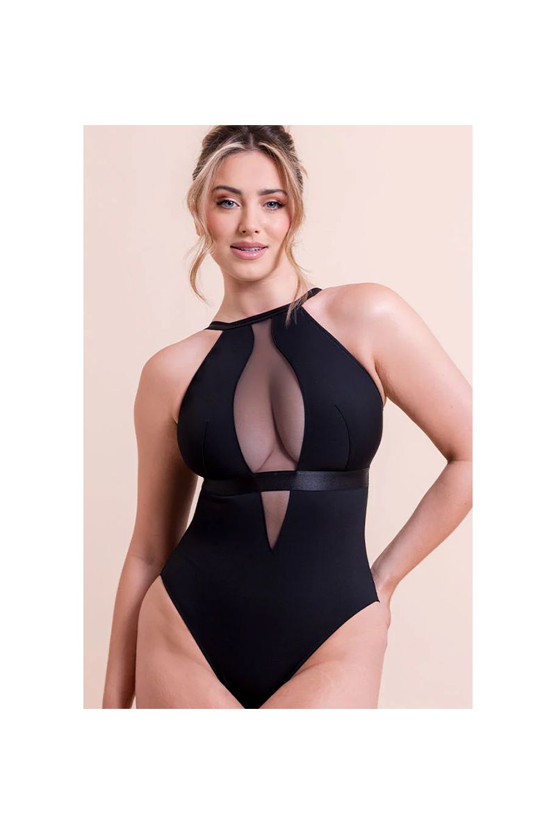 ST040711 BODY SA SWERVE